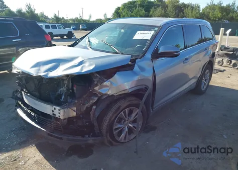 2015 Toyota Highlander Xle V6 from USA, damaged, VIN 5TDJKRFH2FS213960